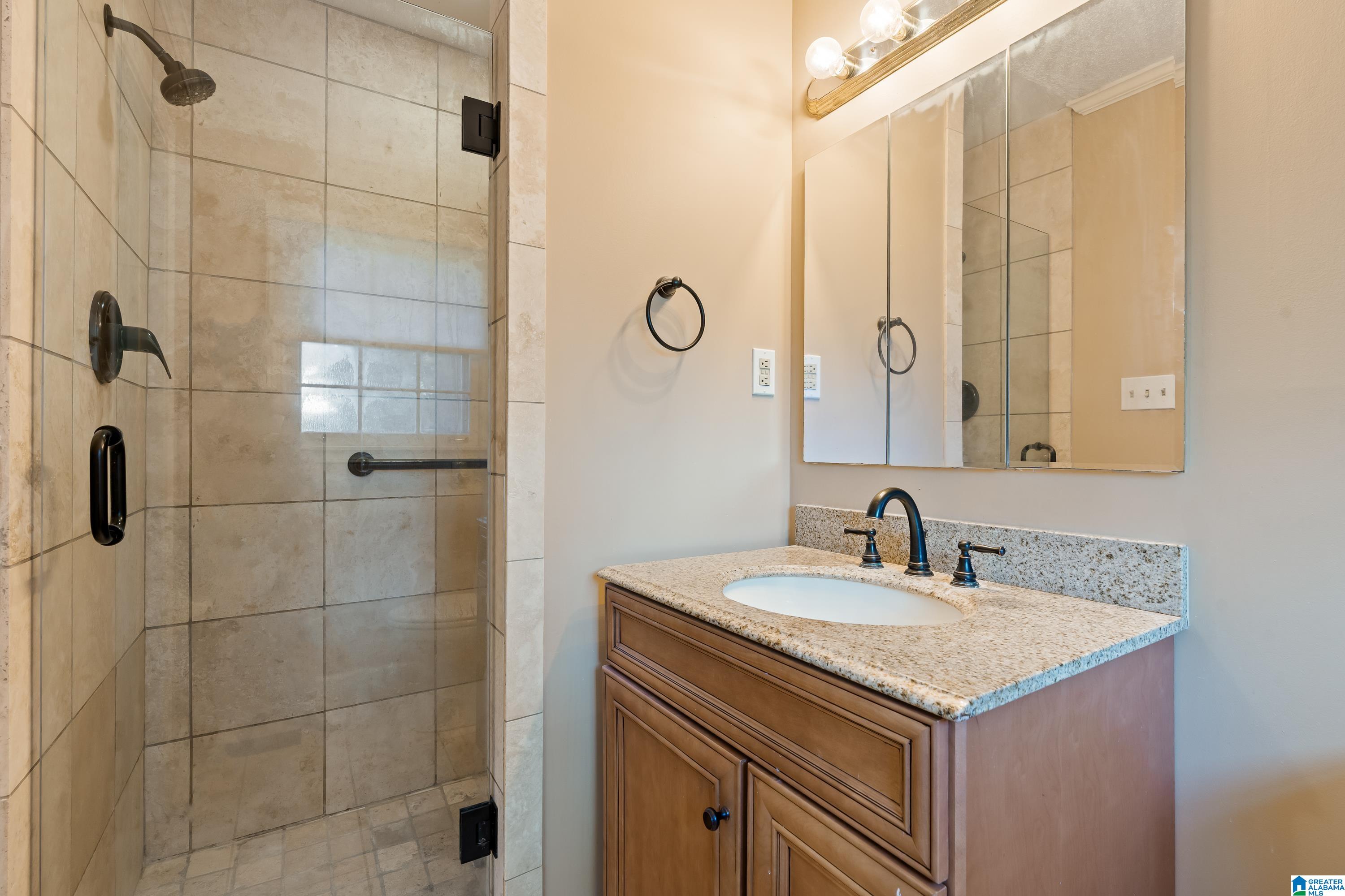 2723 Acton Road Birmingham, AL 35243 - Photo 19 of 32