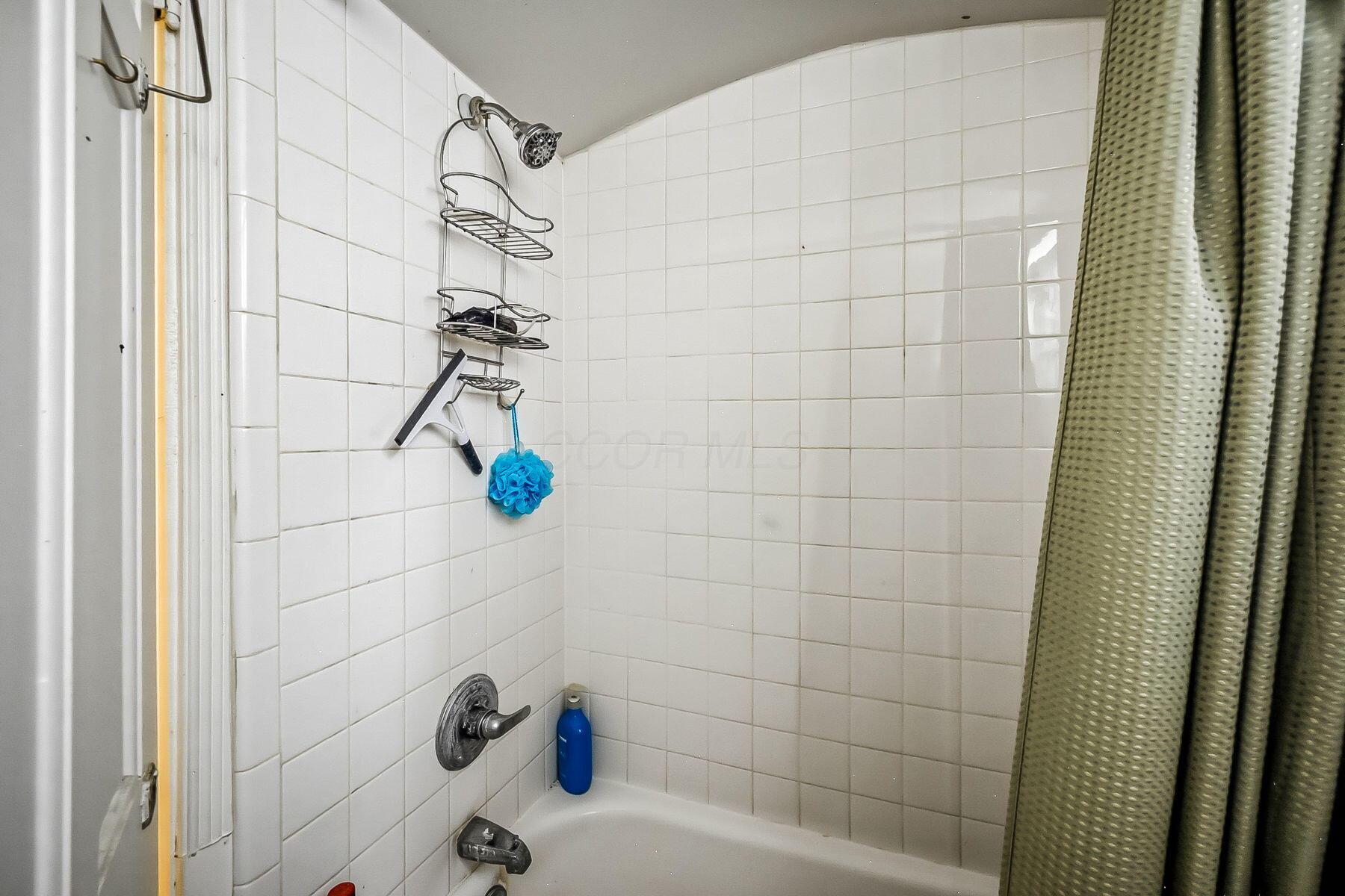 1756 Wyandotte Road Columbus, OH 43212 - Photo 32 of 41 32-web-or-mls-1756 Wyandotte Rd-132