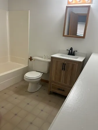 $2,300 | 295 Holiday Lane, Unit 295, Hainesville, IL 60073