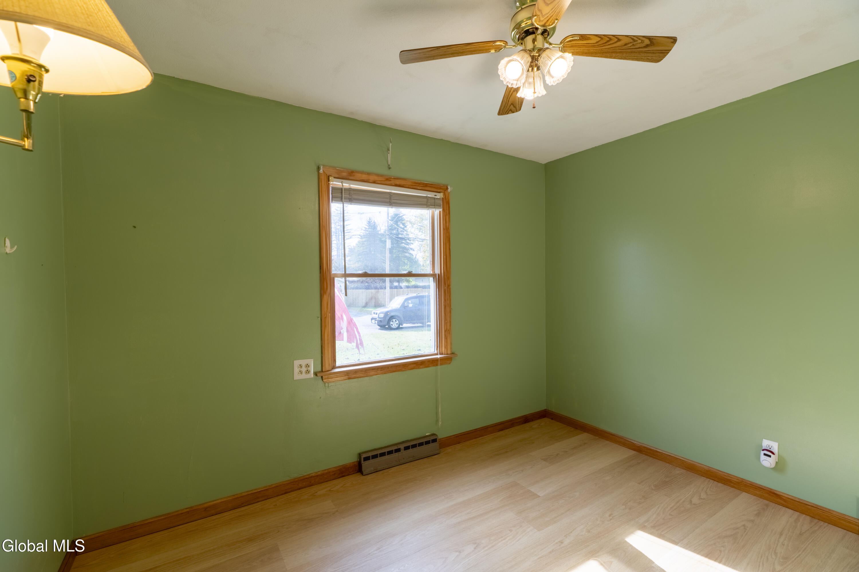 11 Keyes Street Warrensburg, NY 12885 - Photo 8 of 27 11 Keyes-8
