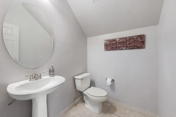 $259,000 | 400 Forest Drive, College Station, TX 77840