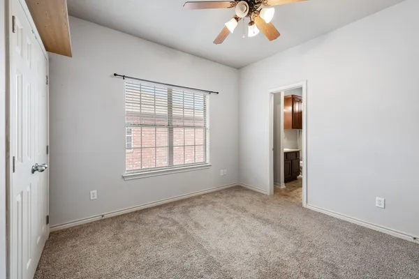 $259,000 | 400 Forest Drive, College Station, TX 77840