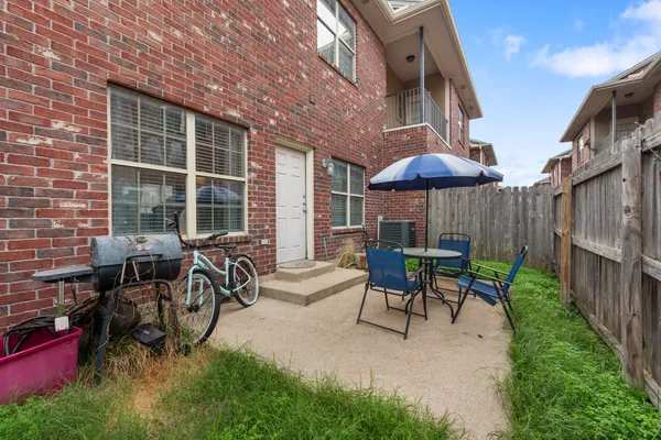 $259,000 | 400 Forest Drive, College Station, TX 77840
