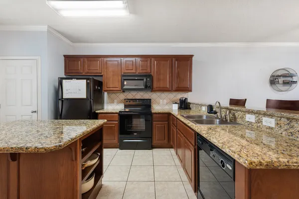 $259,000 | 400 Forest Drive, College Station, TX 77840