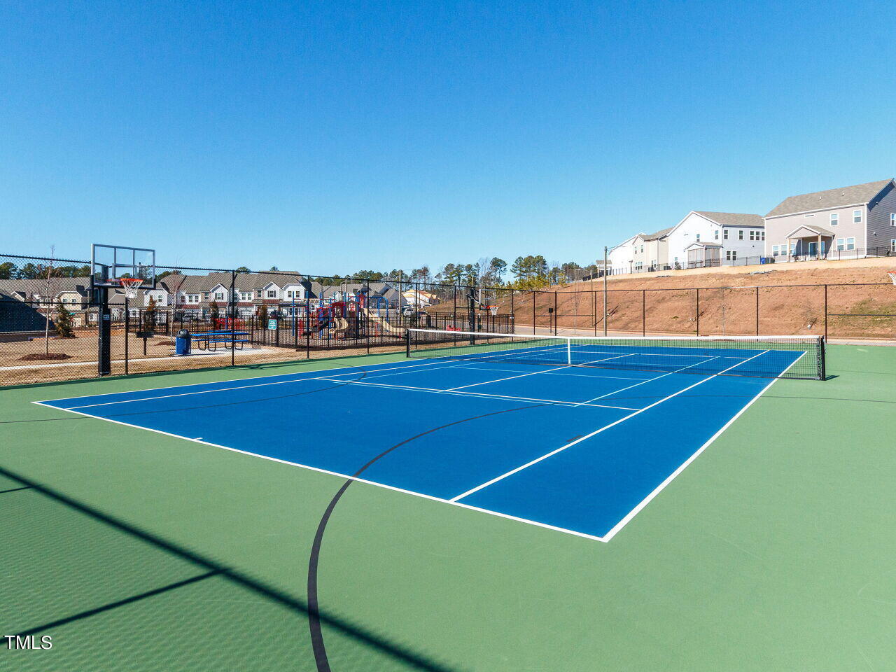 806 Malta Way Durham, NC 27703 - Photo 36 of 37 a view of a tennis court
