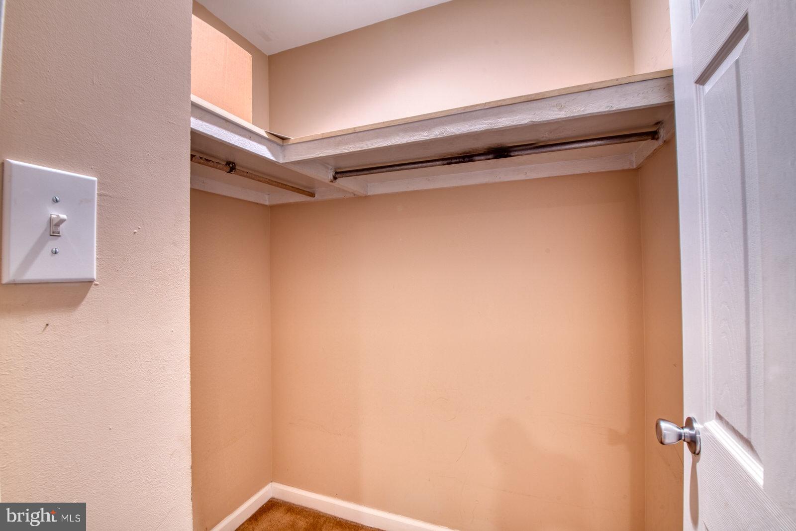 241 Via Cascata Drive Lindenwold, NJ 08021 - Photo 10 of 19