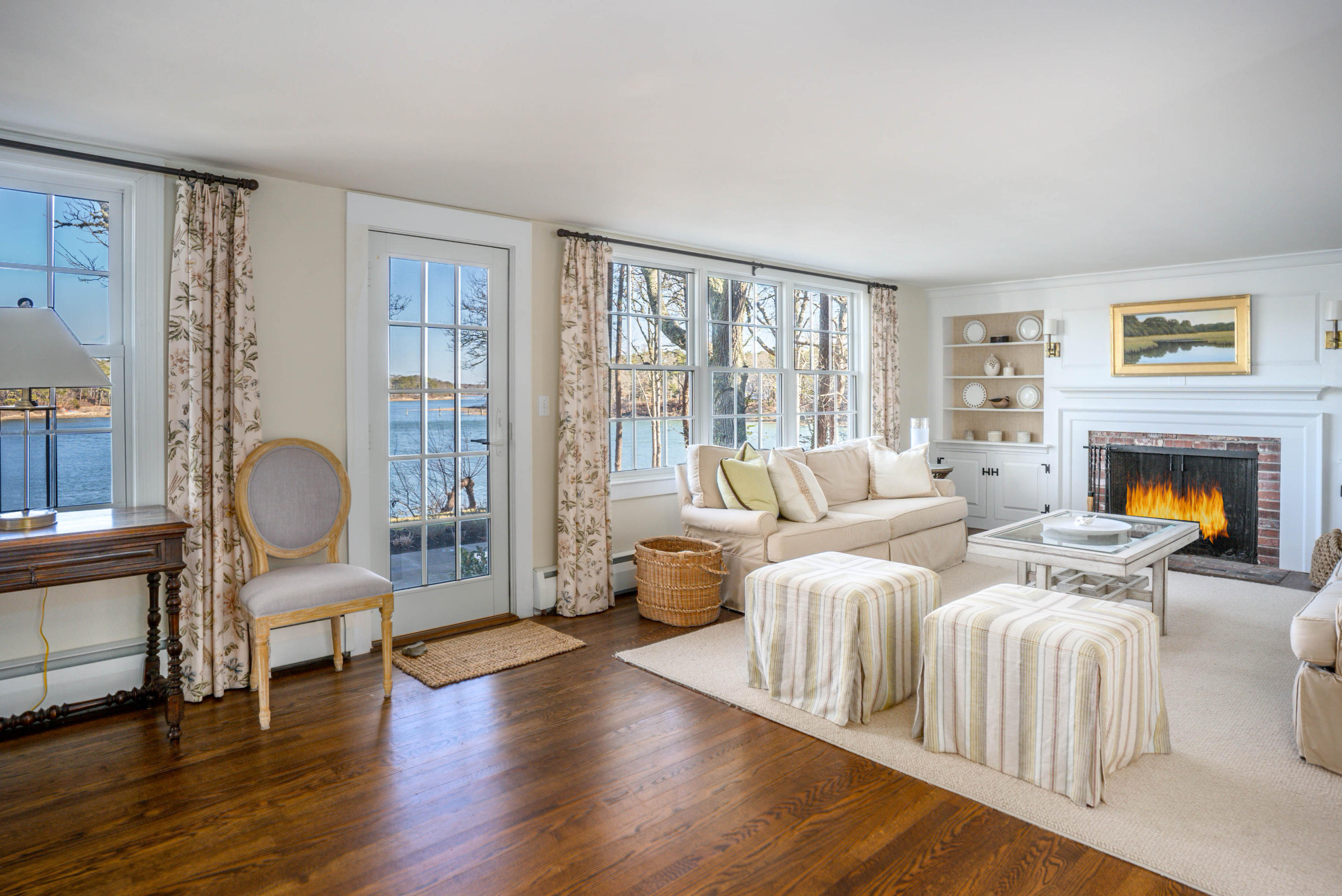 124 Namequoit Road Orleans, MA 02653 - Photo 18 of 32 livroom1