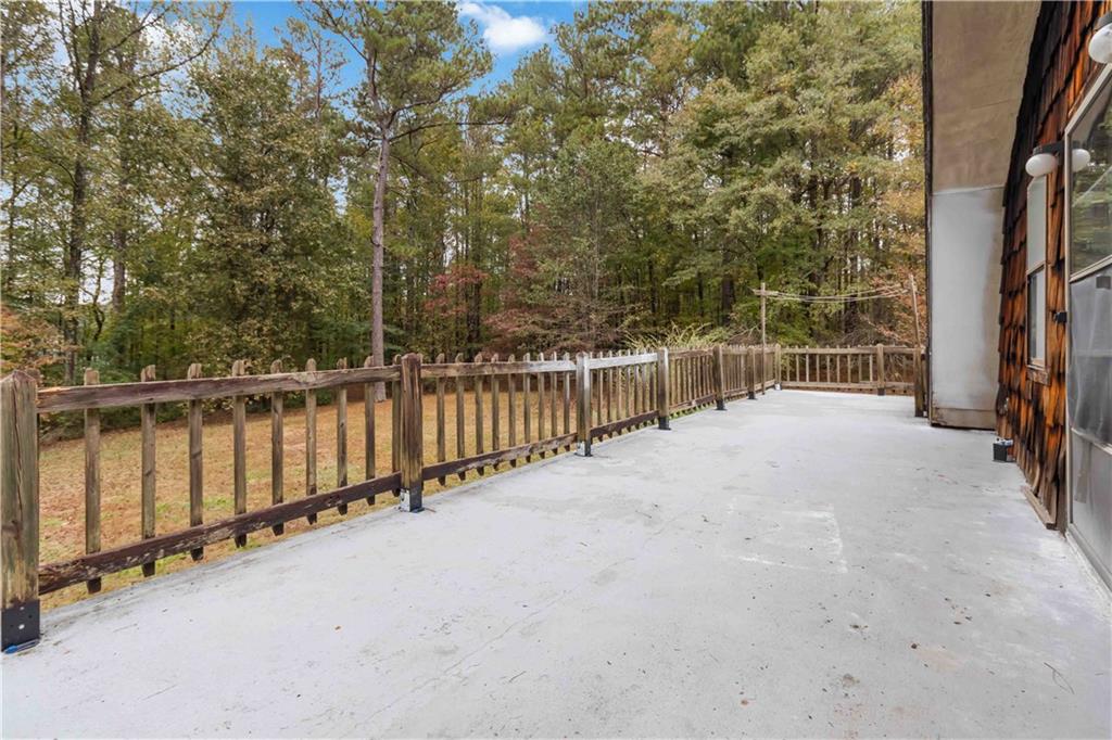 170 Pebble Path Douglasville, GA 30134 - Photo 2 of 38