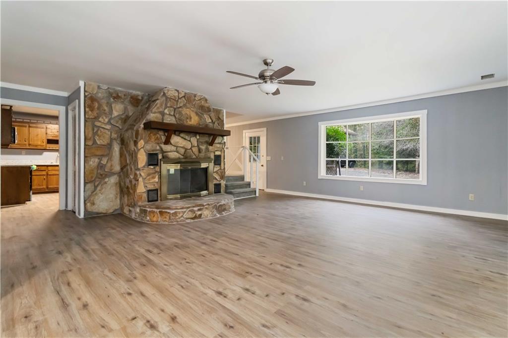 170 Pebble Path Douglasville, GA 30134 - Photo 8 of 38