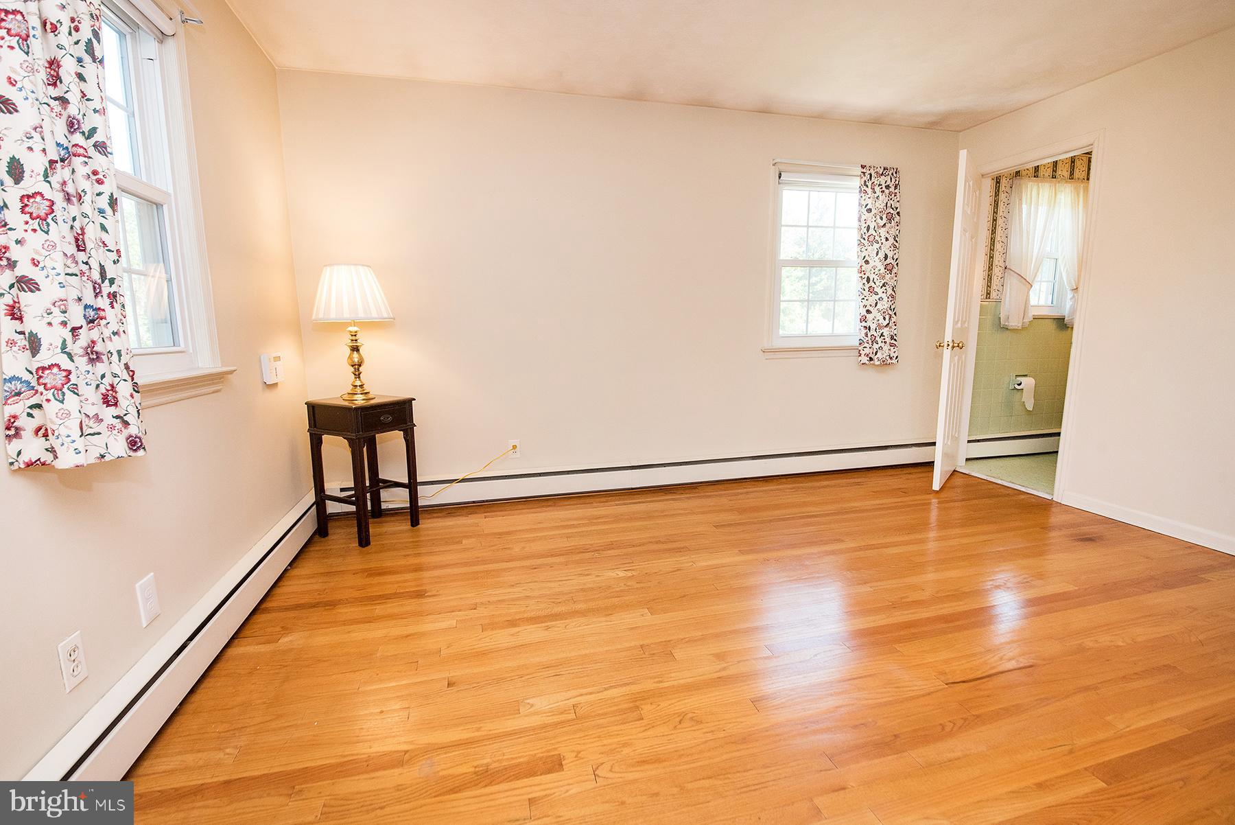 16 Lochatong Road Ewing, NJ 08628 - Photo 28 of 44 Primary bedroom with bath
