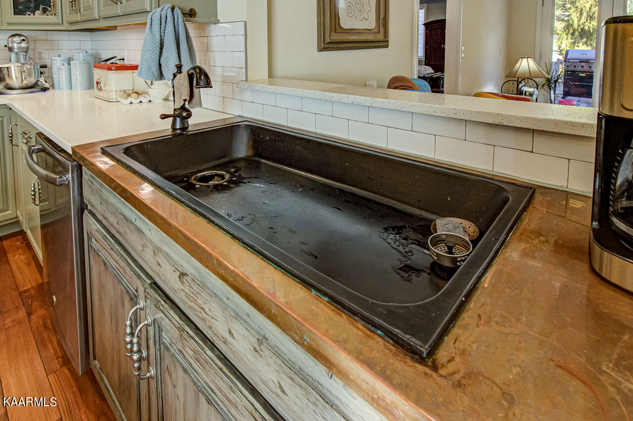 1900 Malone Road Loudon, TN 37774 - Photo 11 of 47 Vintage sink