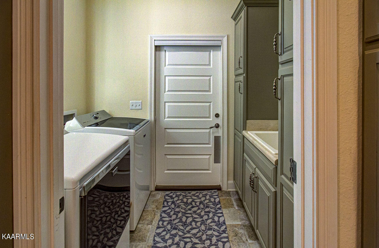 1900 Malone Road Loudon, TN 37774 - Photo 14 of 47 Laundry