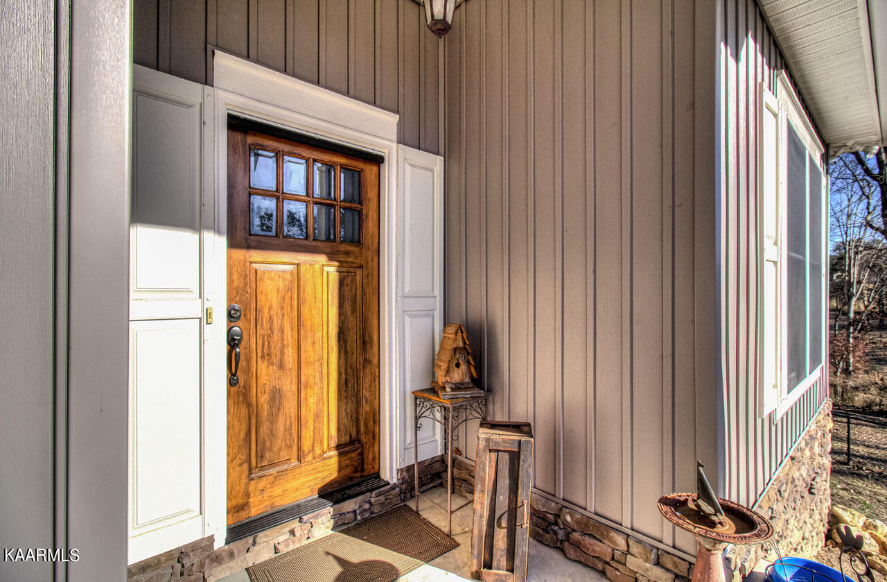 1900 Malone Road Loudon, TN 37774 - Photo 5 of 47 Front door