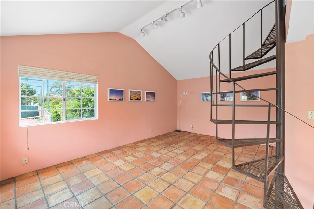 1166 Longfellow Drive Manhattan Beach, CA 90266 - Photo 40 of 47 a view of an empty room with a window