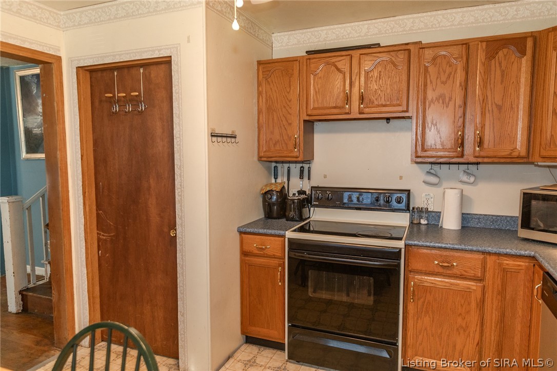 45 Howard Street Austin, IN 47102 - Photo 10 of 41