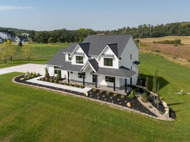 $1,850,000 | 4921 8th Street Southwest, Rochester, MN 55902