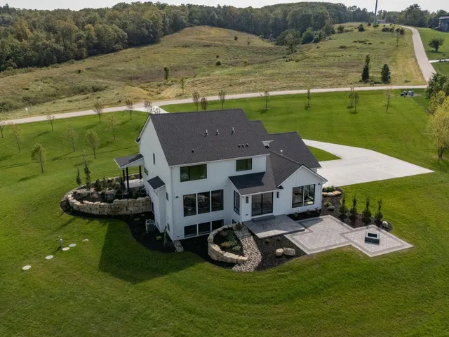 $1,850,000 | 4921 8th Street Southwest, Rochester, MN 55902