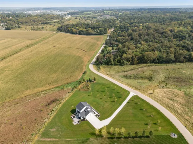 $1,850,000 | 4921 8th Street Southwest, Rochester, MN 55902