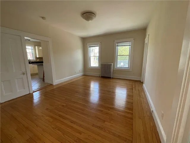 $3,000 | 26 Ayrault Street, Unit 1, Newport, RI 02840