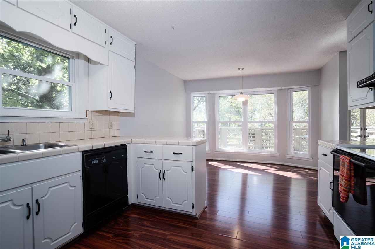 4142 Riverbrook Road Birmingham, AL 35210 - Photo 10 of 29
