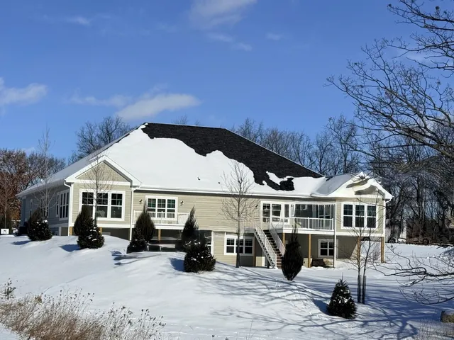 $748,000 | 3 Deer Hollow, DeForest, WI 53532