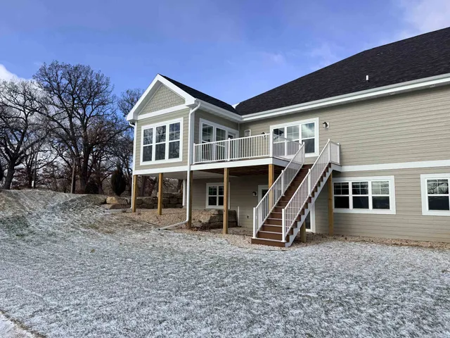 $748,000 | 3 Deer Hollow, DeForest, WI 53532
