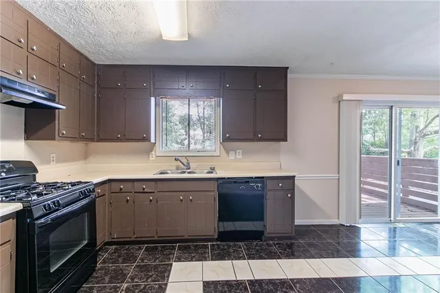 $196,000 | 6708 Bedford Road, Rex, GA 30273