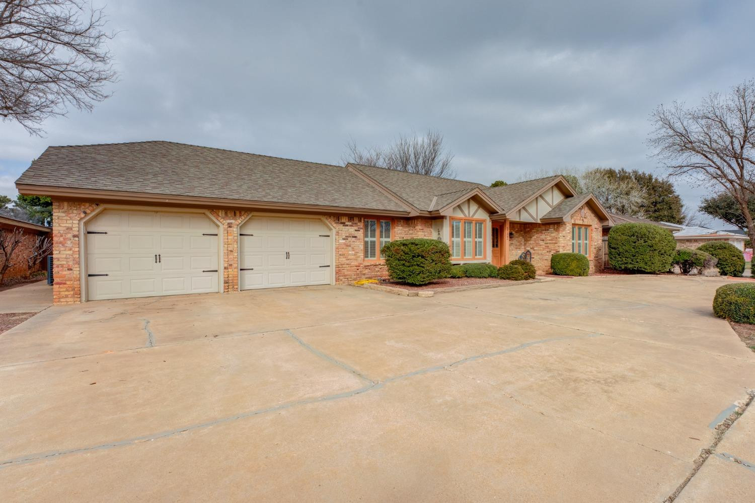 5722 68th Street Lubbock, TX 79424 - Photo 3 of 37 Photo 3