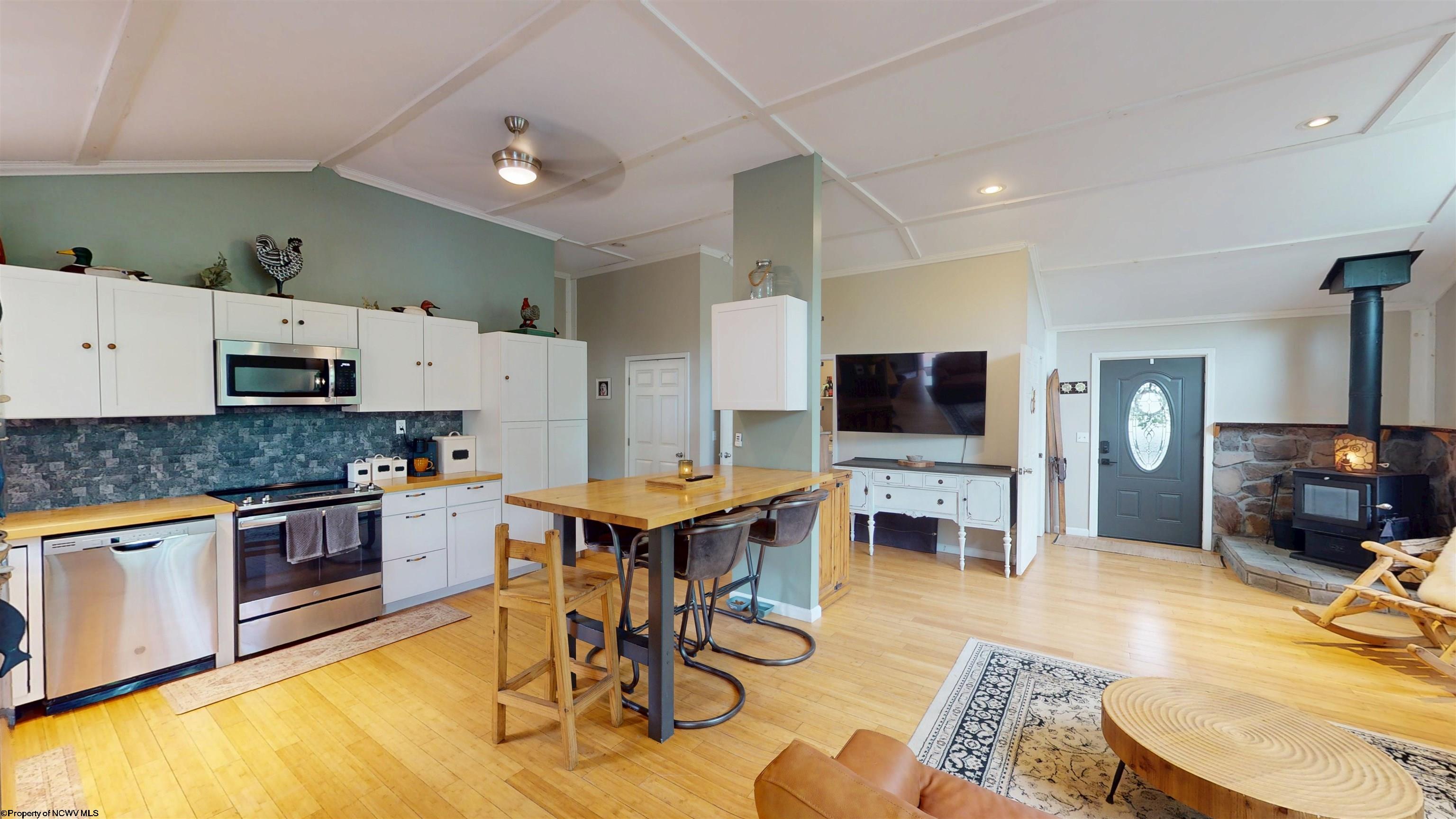 378 White Island Road Fairmont, WV 26554 - Photo 13 of 43 Gallery Image 13