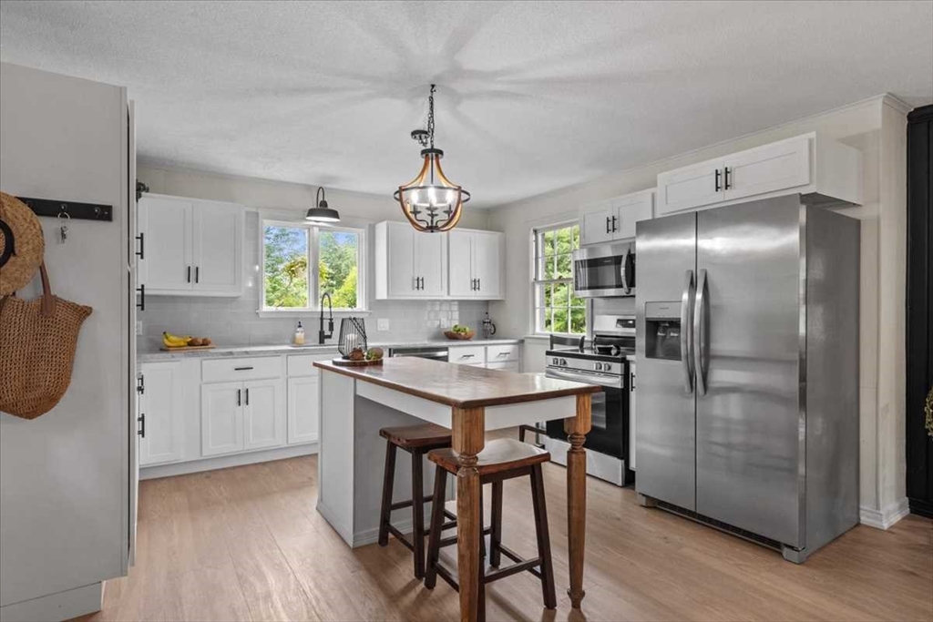 822 Hardwick Road Hardwick, MA 01037 - Photo 5 of 31