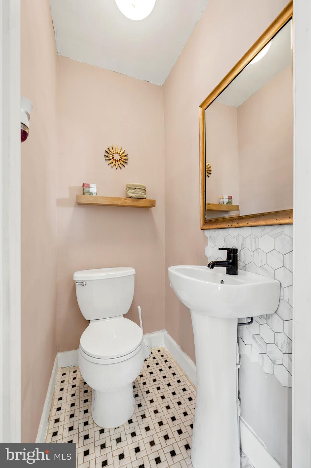 232 Henley Road Wynnewood, PA 19096 - Photo 11 of 25