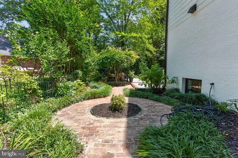 $2,499,900 | 4178 39th Street North, Arlington, VA 22207