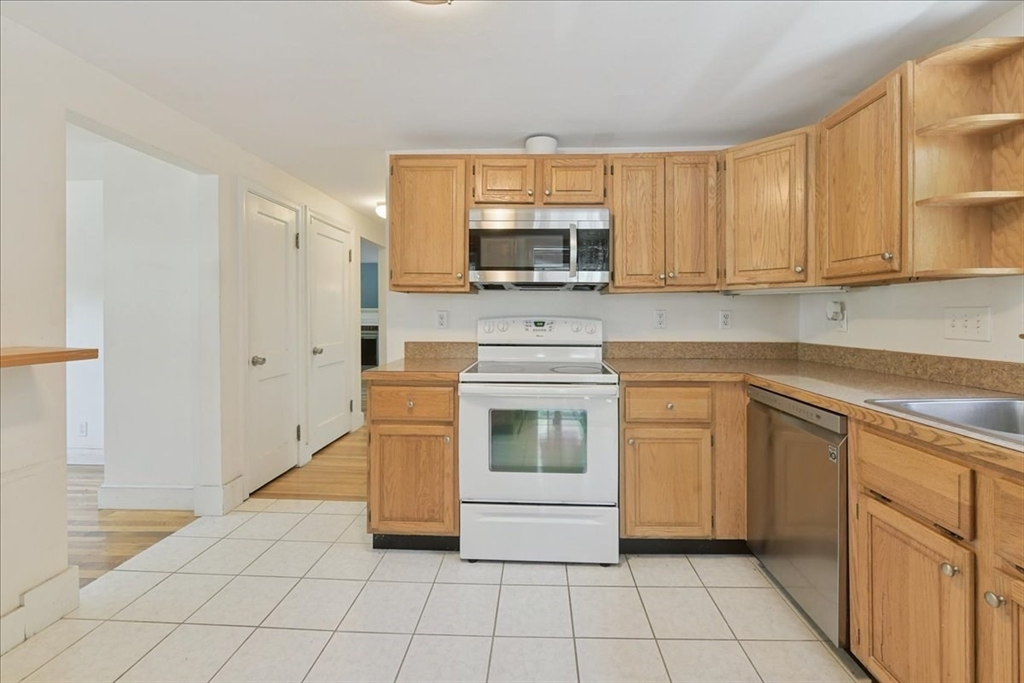 12 Althea Road Randolph, MA 02368 - Photo 4 of 42