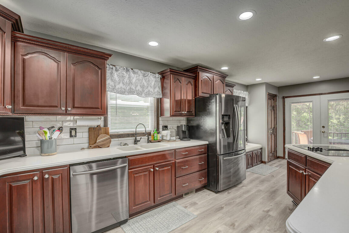 330 Oak Street Butler, KY 41006 - Photo 9 of 49