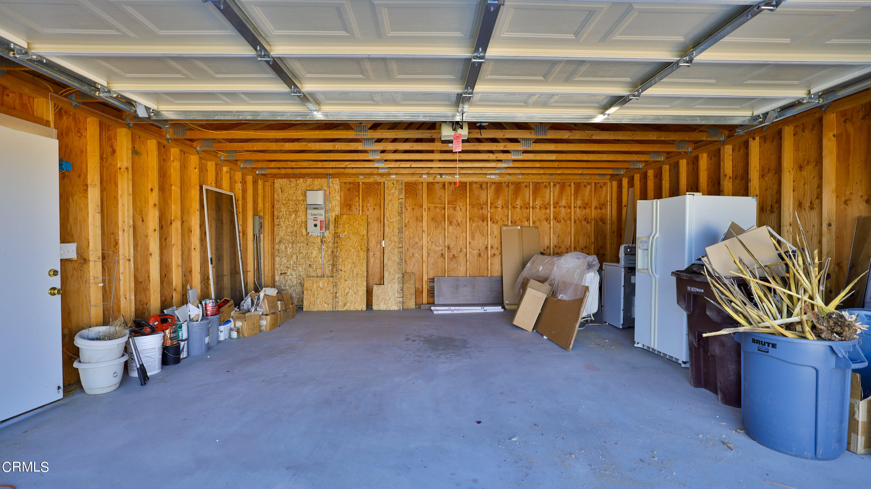7354 Quail Springs Road Joshua Tree, CA 92252 - Photo 38 of 56 a view of a room with gym equipment