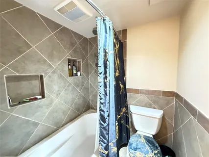 $197,000 | 3525 Sage Road, Unit 904, Houston, TX 77056