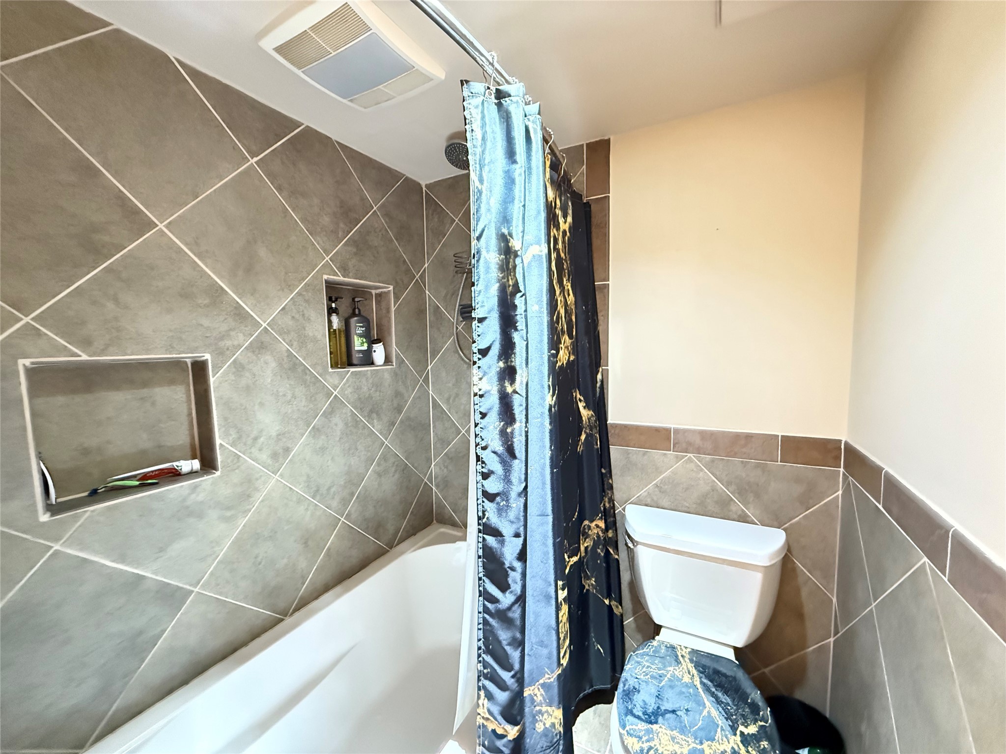 3525 Sage Road, Unit 904 Houston, TX 77056 - Photo 7 of 27