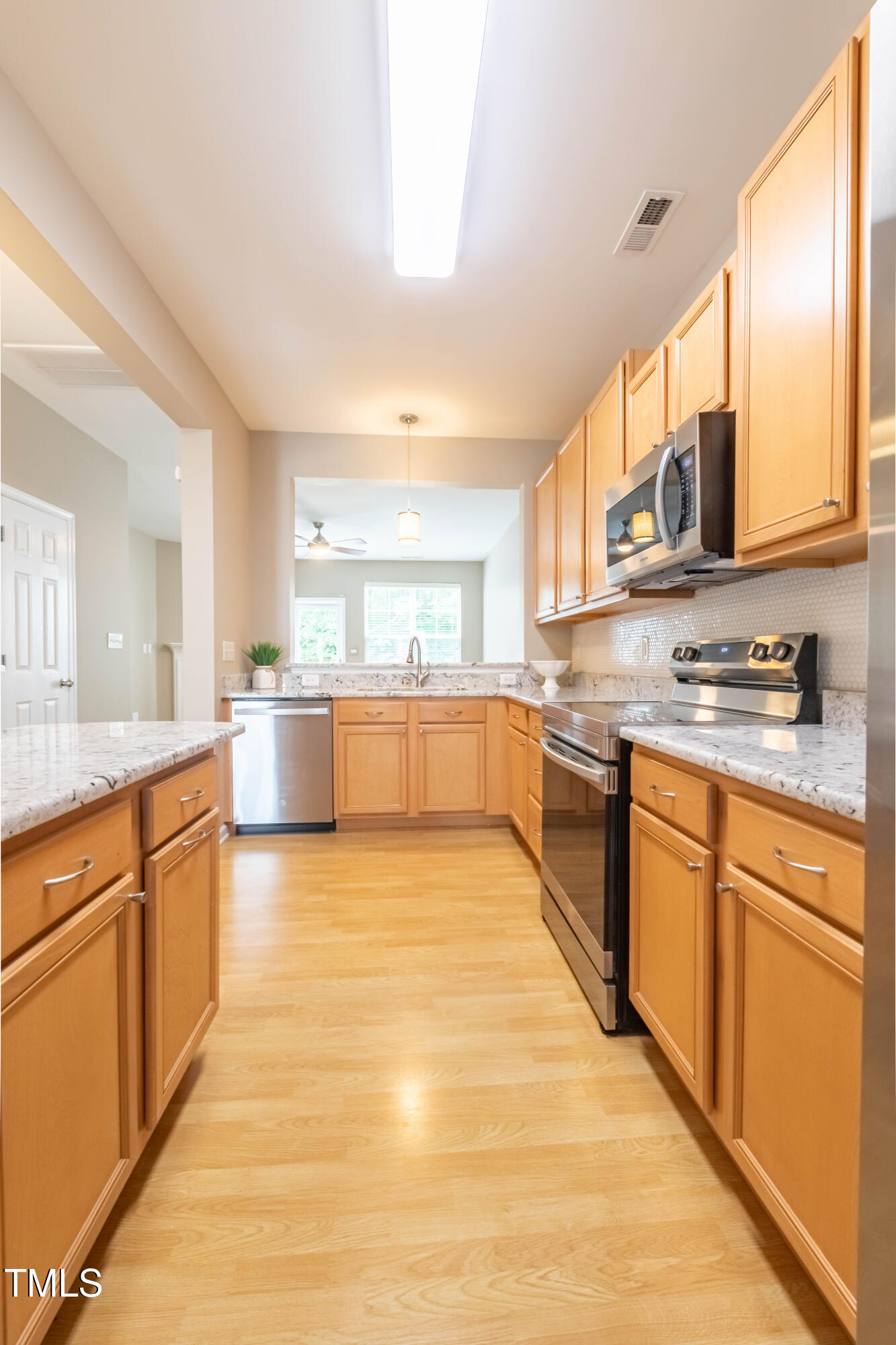 8459 Central Drive Raleigh, NC 27613 - Photo 12 of 45 2E6A6416-HDR