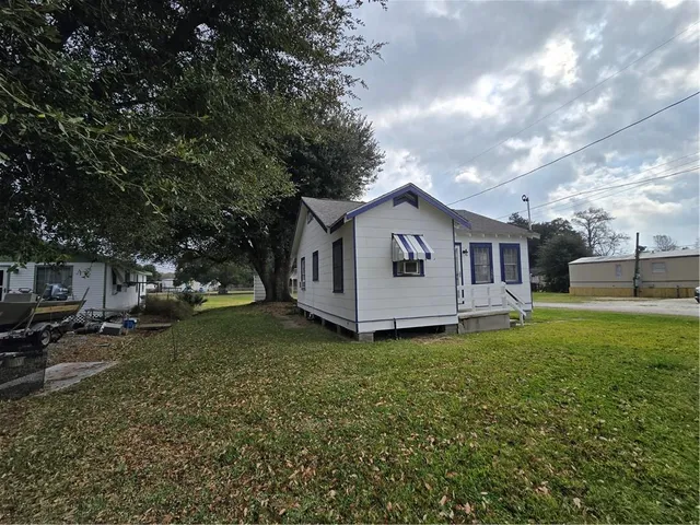 $1,500 | 137 Dufrene Lane, Des Allemands, LA 70030