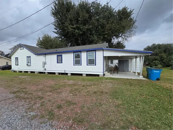 $1,500 | 137 Dufrene Lane, Des Allemands, LA 70030