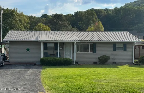 $165,000 | 4605 West Cumberland Avenue, Middlesboro, KY 40965