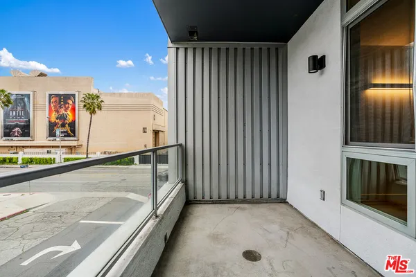 $3,795 | 10601 Washington Boulevard, Unit 611, Culver City, CA 90232