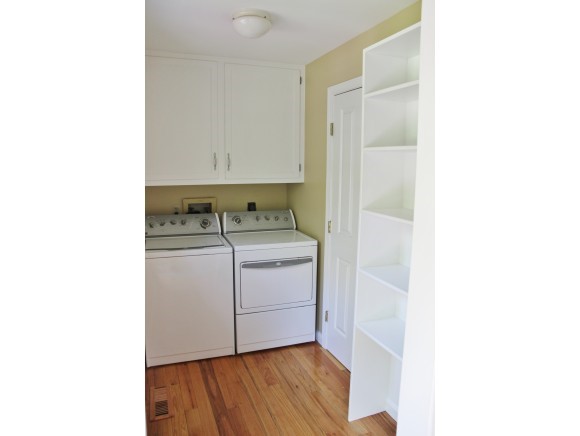 1489 Quechee West Hartford Road Hartford, VT 05001 - Photo 13 of 15 Gallery Image 13