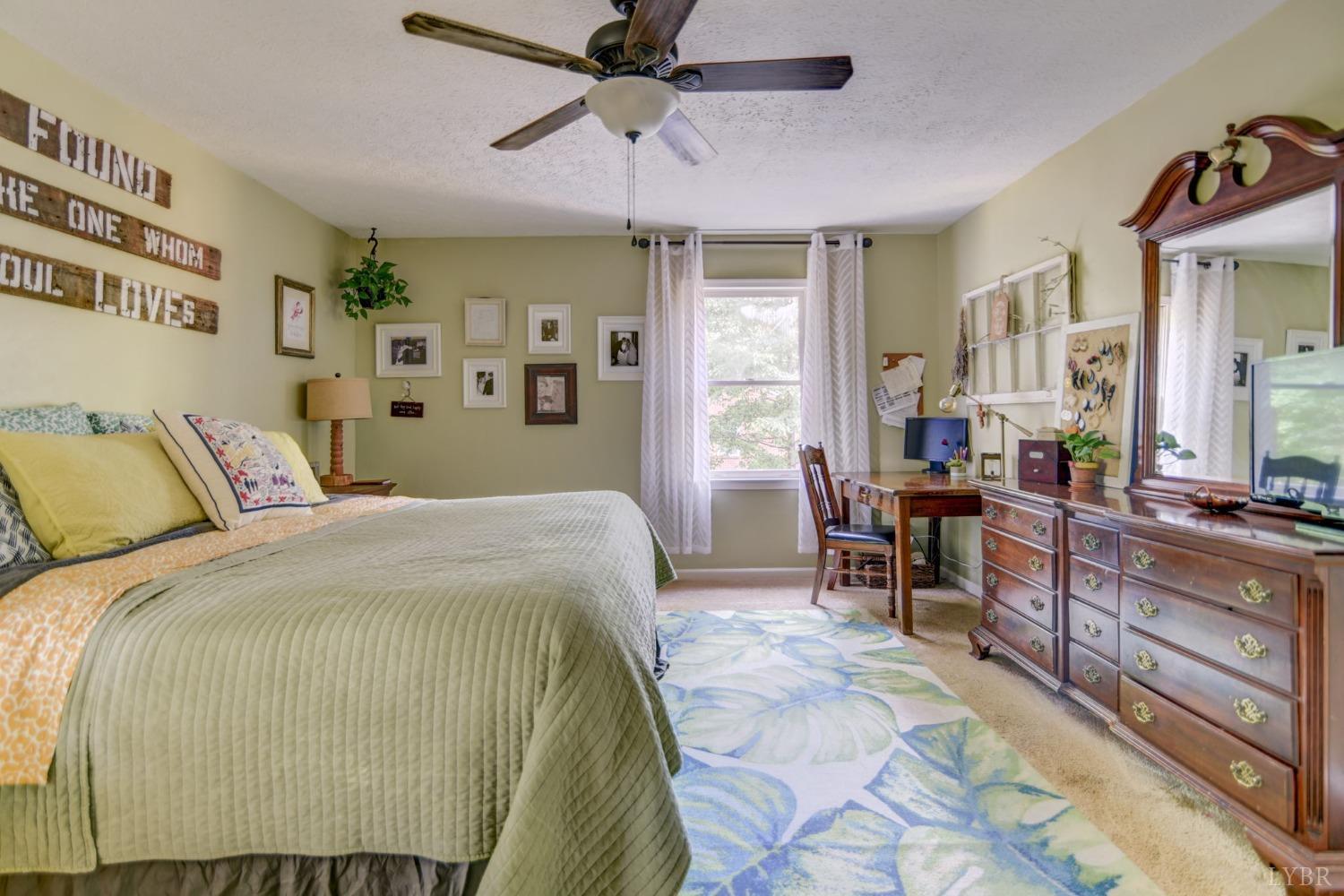 1006 Oxford Point Road Lynchburg, VA 24503 - Photo 16 of 41 Gallery Image 16