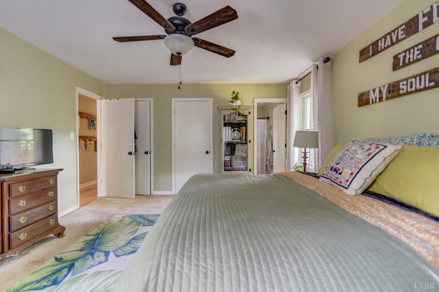 1006 Oxford Point Road Lynchburg, VA 24503 - Photo 18 of 41 Gallery Image 18