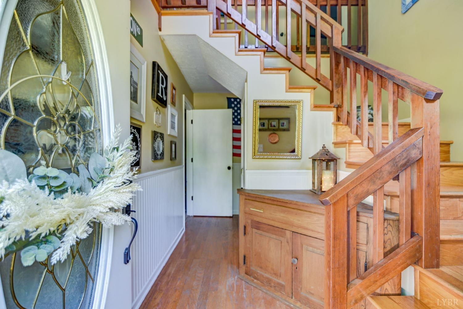 1006 Oxford Point Road Lynchburg, VA 24503 - Photo 2 of 41 Gallery Image 2