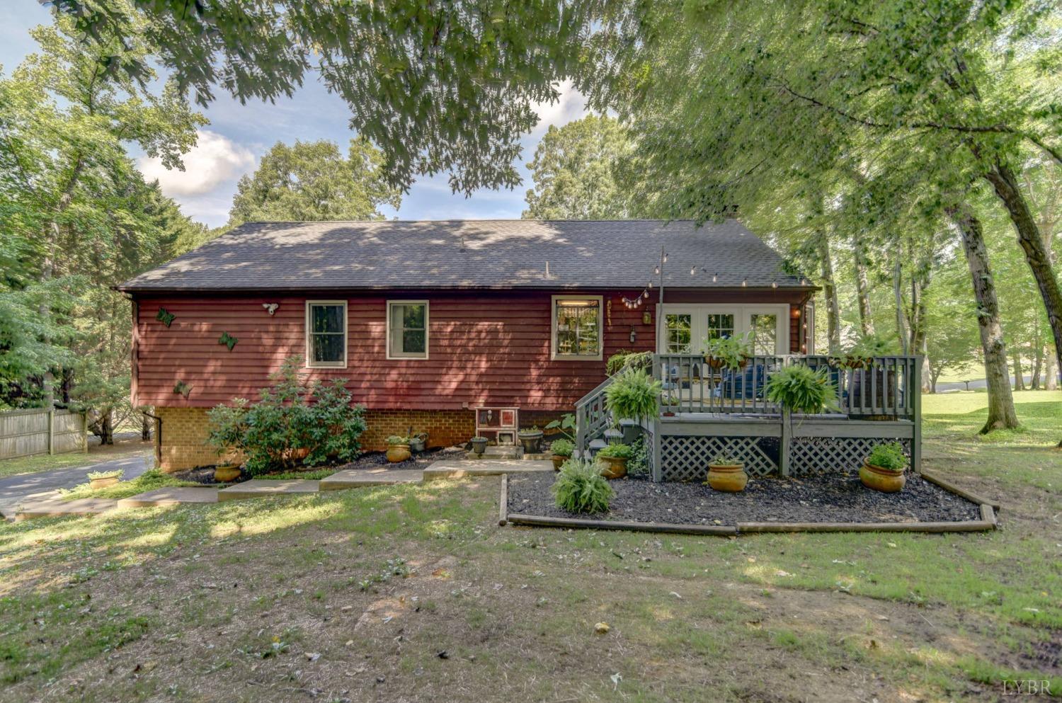 1006 Oxford Point Road Lynchburg, VA 24503 - Photo 35 of 41 Gallery Image 35
