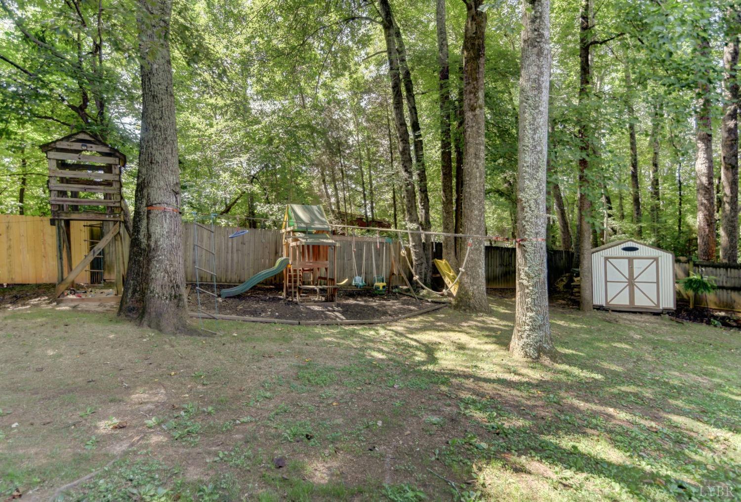 1006 Oxford Point Road Lynchburg, VA 24503 - Photo 36 of 41 Gallery Image 36