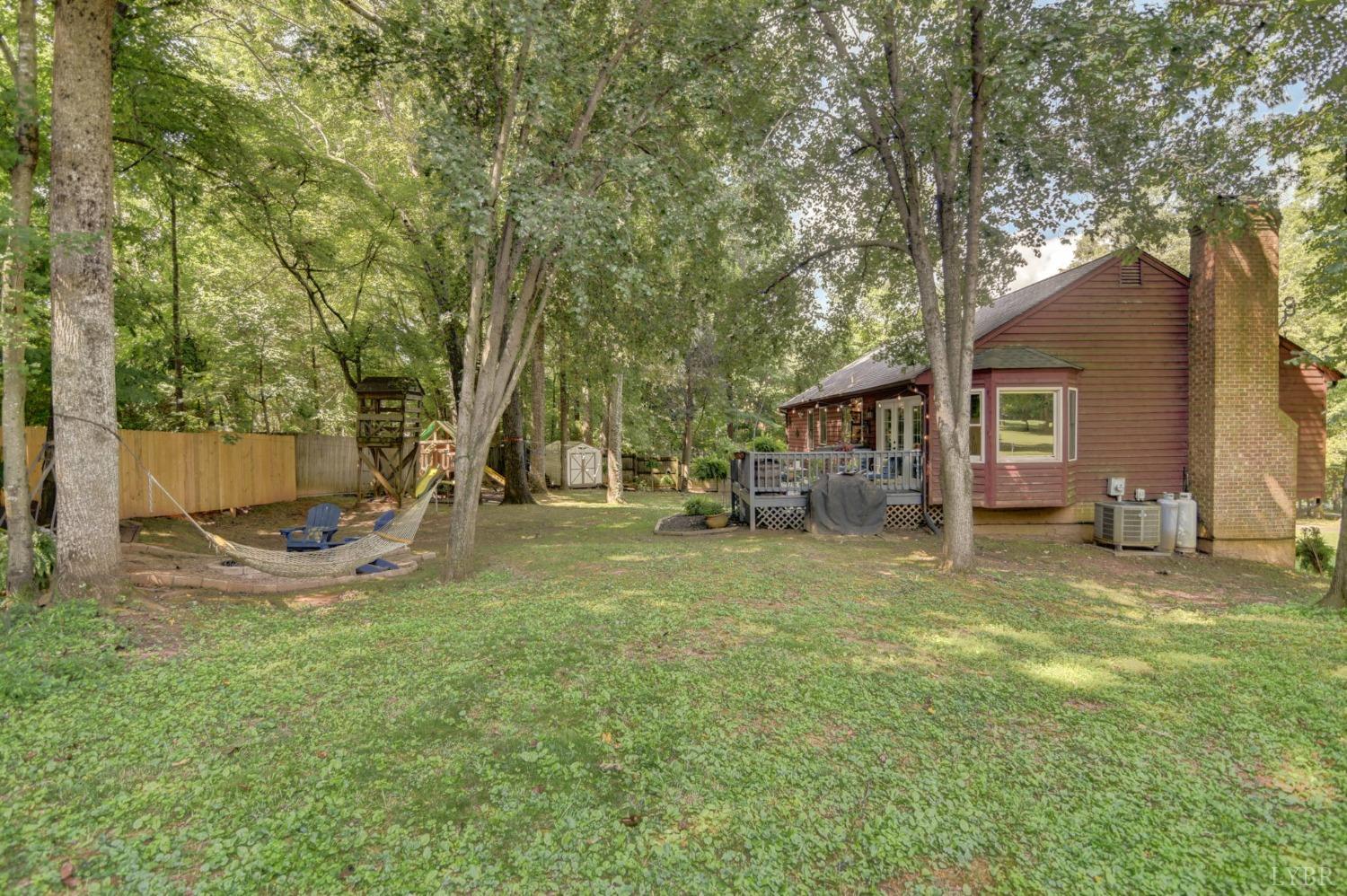 1006 Oxford Point Road Lynchburg, VA 24503 - Photo 38 of 41 Gallery Image 38