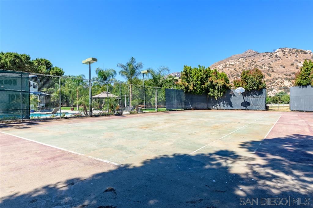 15466 El Monte Road Lakeside, CA 92040 - Photo 17 of 25